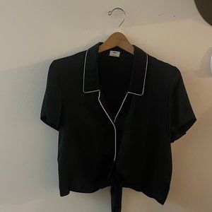 Aritzia Wilfred Free Crop Top Black with White Piping SATIN